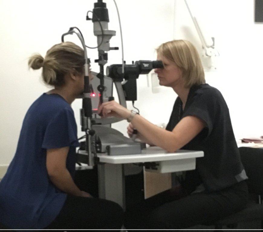 _NicolaLogan's tweet photo. Scanning brain and eyes with @SafTalks @aston_brain thanks to @academickayak and her team for making this happen @AstonLHS @AstonUniversity @UniAuckland #collaboration #myopia #research #fMRI #pilotdata https://t.co/0aurt1Ojf2