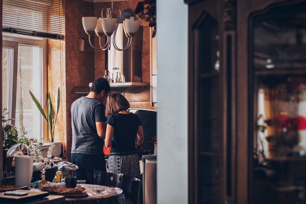 PlentyOfFish's tweet photo. 4 things to consider before moving in with your significant other 🏠>>https://t.co/7jsNvhgNVE #POFBlog #Datingadvice https://t.co/BX8B27euAX