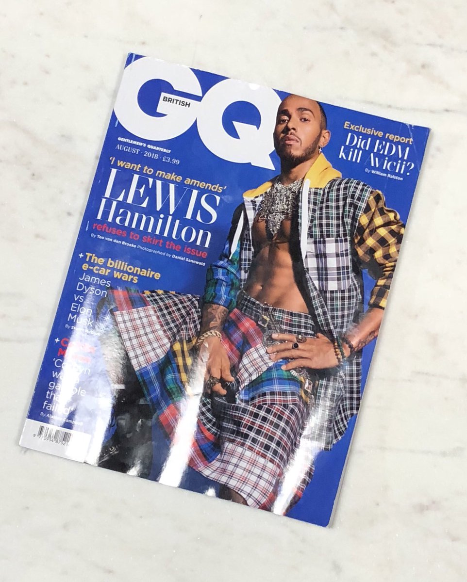 modamatters's tweet photo. If you’re in the UK or just have a great local newsstand (or @BNBuzz), check us out in the latest issue of @BritishGQ, feat. the Granada blazer from our @MensStylePro x #ModaMatters ss18 collection https://t.co/L8FUHmLHyg