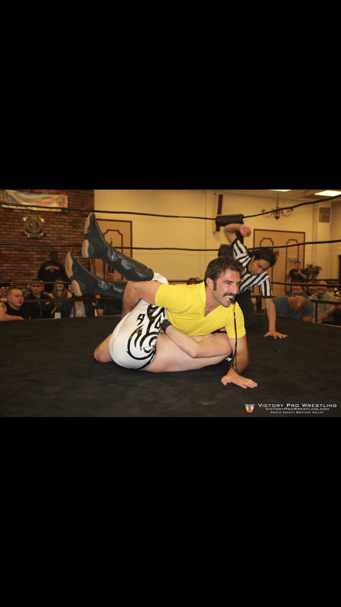 coachmammone's tweet photo. This Saturday Coach Mammone will continue his @VPWrestling undefeated streak. At the end of the night it will be 6-0.
#coachmammone #teammammone #opponent #unknown #competition #undefeatedstreak #mysteryopponent #nosurprises #sameoutcome #thestreakcontinues #anotherdayanotherwin https://t.co/7RnfeOQvCQ