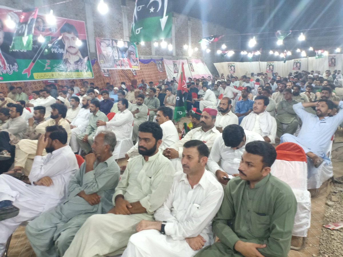 ZubairNadeem4's tweet photo. صوبائی جنرل سیکرٹری و امیدوار  این اے 38 فیصل کریم خان کنڈی کا  یوسی 2 فقیر آباد میں عظیم والشان جلسہ جاری۔
@fkkundi @BBhuttoZardari @BakhtawarBZ @AseefaBZ @AAliZardari @Majid_Agha @SurendarValasai @sherryrehman @Mustafa_PPP @SamiKhanKp @wajahatullahkh7 @pyo_khan @PYO_KP https://t.co/l0Manzbz9g