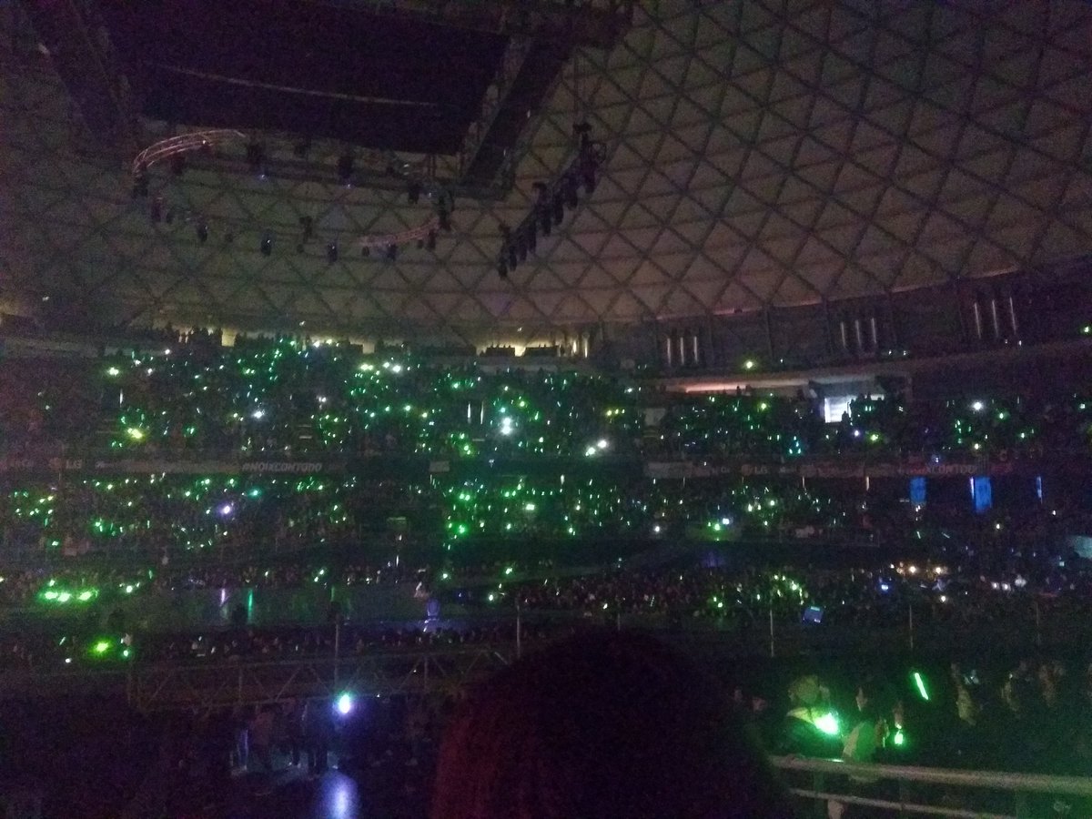 Arwangxx's tweet photo. Lo mejor que me a pasado,conocer estos 7 chicos .
Ame el escenario y la organización que decir,llegue y no tuve que ni hacer fila ,me ubicaron en mi asiento y disfrute (mentantaronlosproyectos)

Gracias #NOIXCONTODO #GOT7
#Got7inChile #EyesOnYou @Noi_X  @GOT7Official @GOT7_Chile https://t.co/sfy261n79p