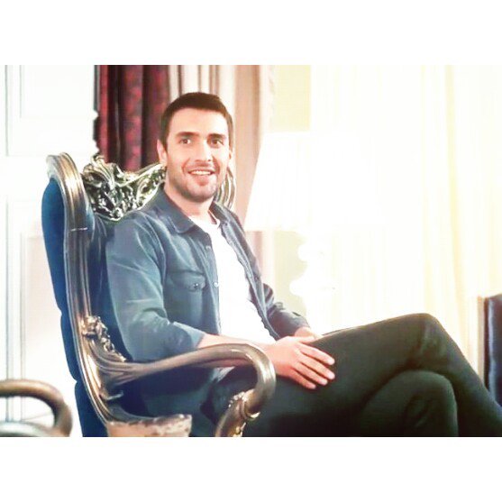 ruhumdakisenn's tweet photo. "Benim bir mucizeye ihtiyacım vardı, ve hayat karşıma seni çıkardı."  ♥  #NefTah https://t.co/WlJrwXYIot