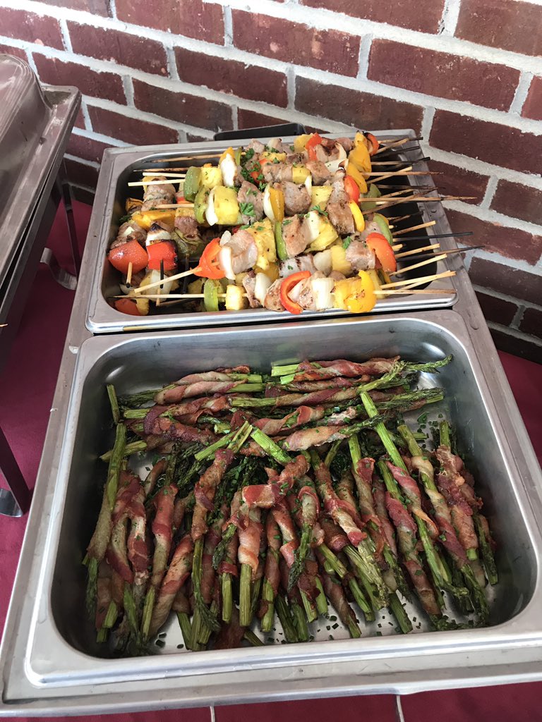 sburge13's tweet photo. Chamber of Commerce is eating good @StoneBridgeHC tonight ! Creativity and Cooking is what our Dinning Service Team does best, aside from providing the best services for our residents. #LoveWhatYouDo #NeverWorkADay #trilogydifference #strive2bethebest https://t.co/g6Fp7dU2Qy