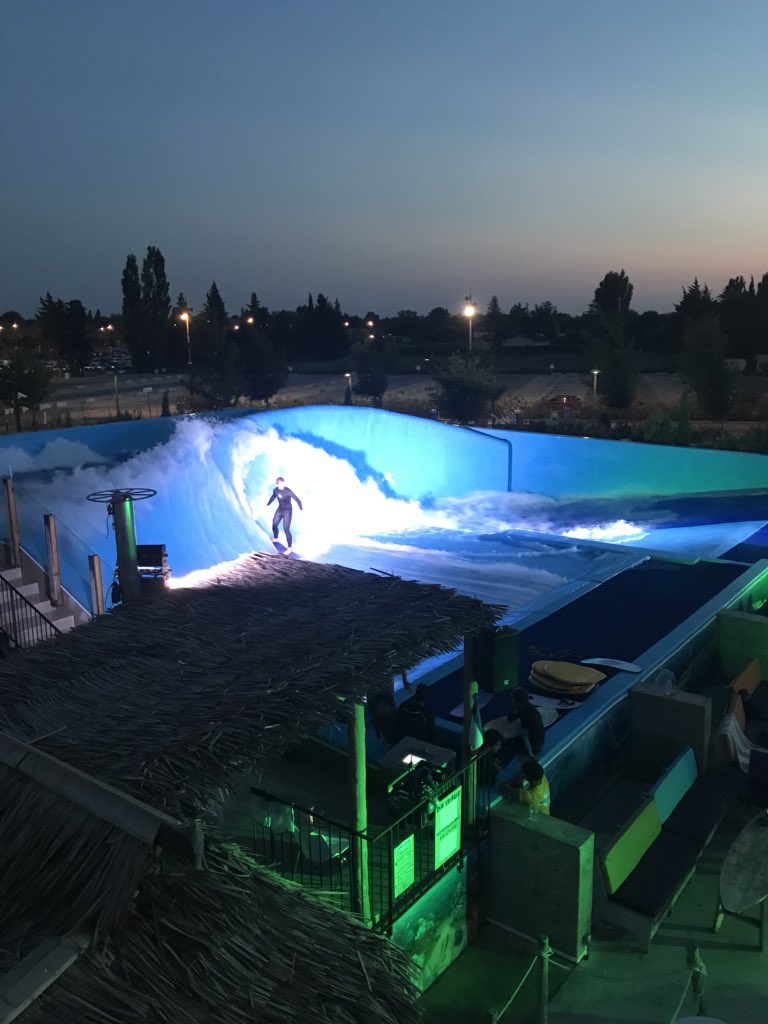 jalbertini84's tweet photo. Soirée Caisse d'Epargne CEPAC à Wave Island à Monteux les jeunes clients du Vaucluse réunis pour un événement marquant de l’été https://t.co/dPTNgMbLGf