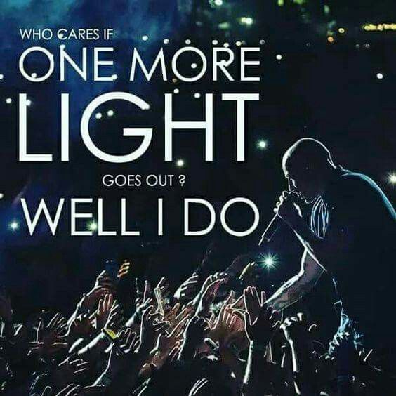 MonaNeedsRock's tweet photo. Who cares if one more light goes out?
                           🌟

Please retweet and reply with
      #WellIDo or
               #WellWeDo 
                      🌟🌟🌟 https://t.co/fYNw7Q4ed9