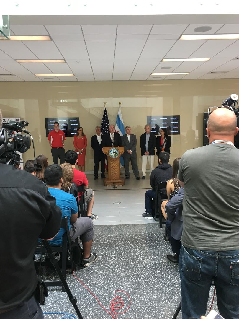 KaplanInstitute's tweet photo. We were extremely excited this morning to announce, along with @ChicagosMayor, that tech manufacturer @dmgmoriusa is moving their North American corporate HQ to the doorstep of @illinoistech to connect with the great talent coming out of our university! #tech #jobs #innovation https://t.co/G431l5Xk9Z