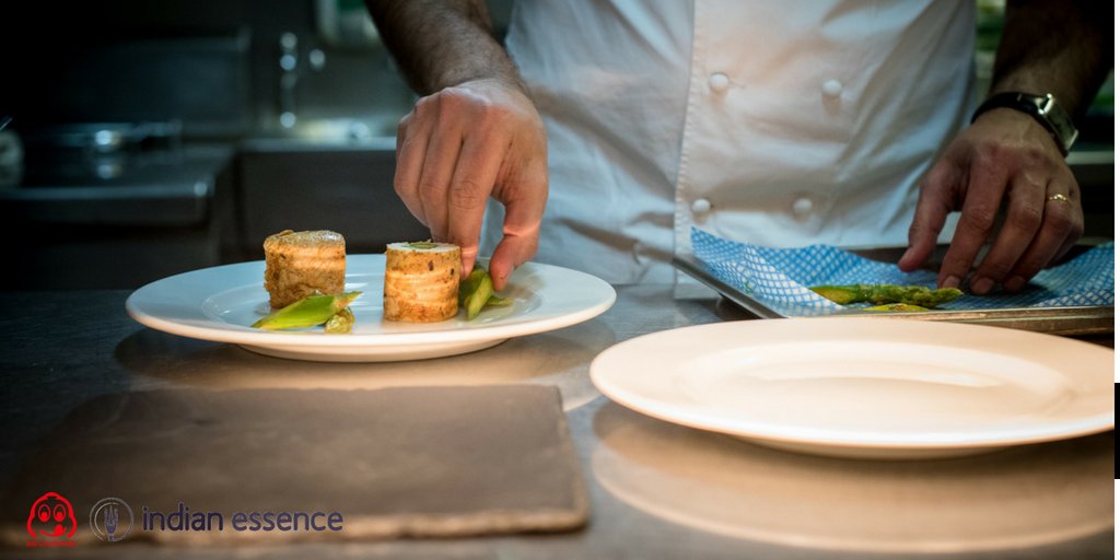indianessenceak's tweet image. Behind the scenes in the Indian Essence kitchen. Our talented team are all ready for service this evening #readyforservice