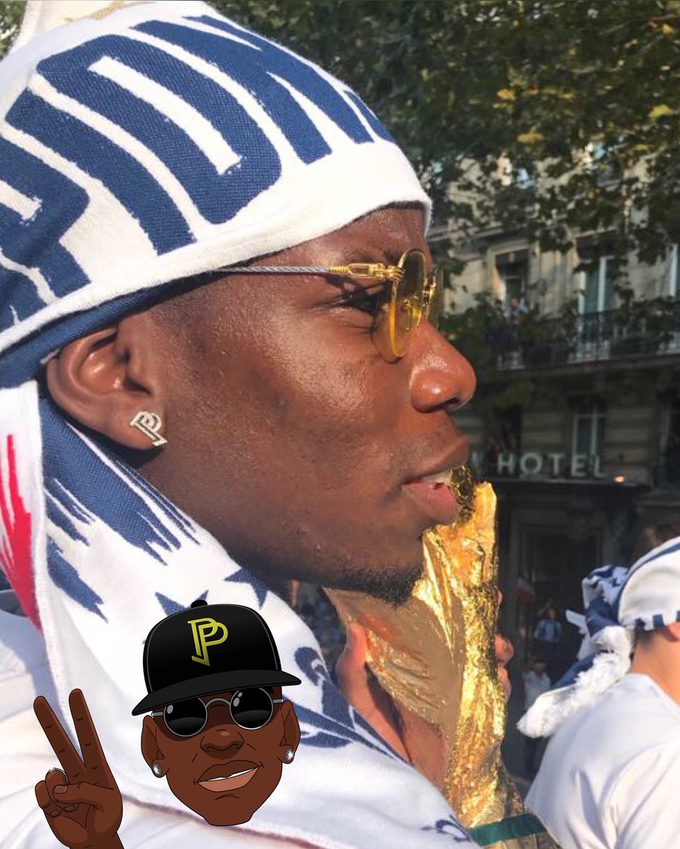 paulpogba's tweet image. Elle et moi 🏆 me and her
@equipedefrance #fiersdetrebleus