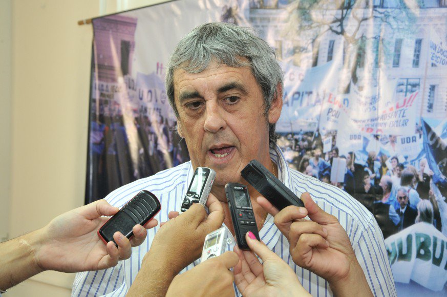 UDAprensa's tweet photo. El próximo 26 de julio se reúne el Consejo Directivo Nacional de la UDA para precisar las fechas en las que se va a parar 
https://t.co/Ggbyhd2mUZ https://t.co/ARvLnsqJAR