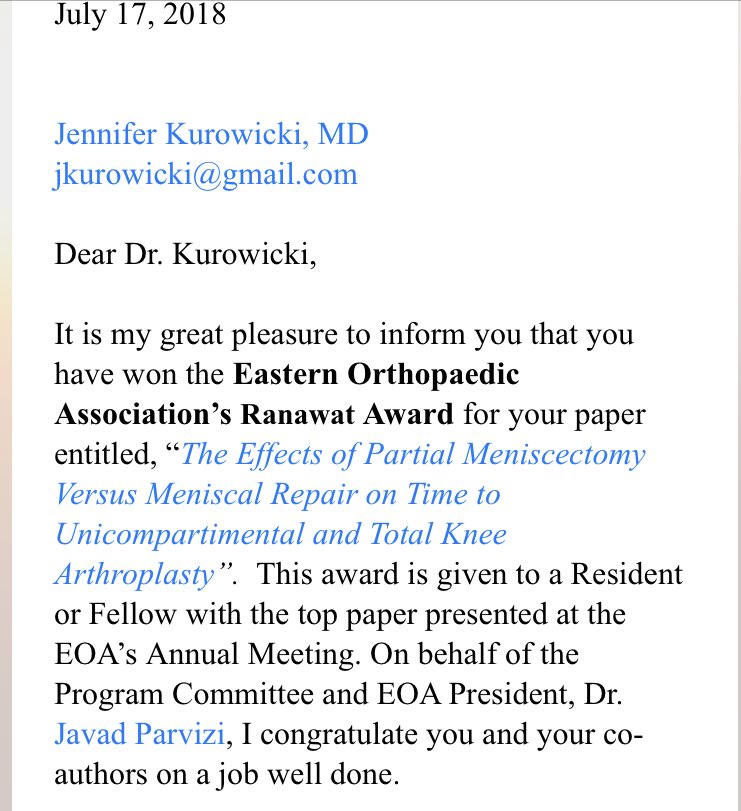 jennyk18_nj's tweet photo. Extremely honored and thankful to accept the Ranawat Award at #EOA2018 Thank you to an amazing team and group of mentors #FBA #RanawatAward #Orthopaedics #DreamChasing https://t.co/MrTxDoNUeZ