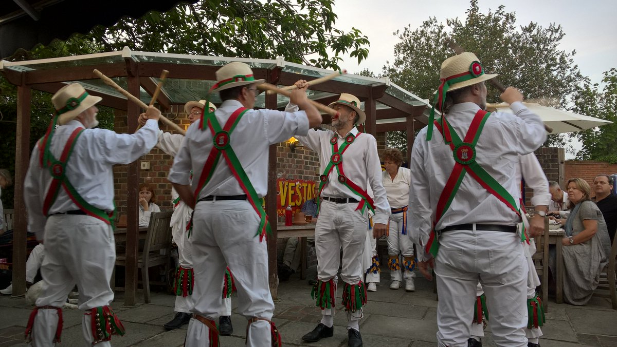 SwannEvents's tweet photo. @WinchMorrisMen Lovely evening in Romsey watching Winchester Morris Men dancing with great vigour. Well done chaps! An excellent performance https://t.co/zCcBI8n1aJ