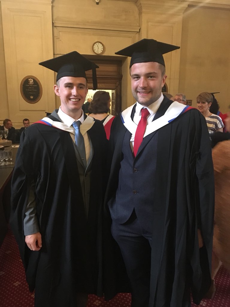 debbiebrooks09's tweet photo. Proud day as 2 @oldllandoverian graduate @cardiffuni with Masters in Engineering @LlandoveryColl @LlandoveryColPE @09Brooksy @cwilliams678 https://t.co/2tsReyFkZG