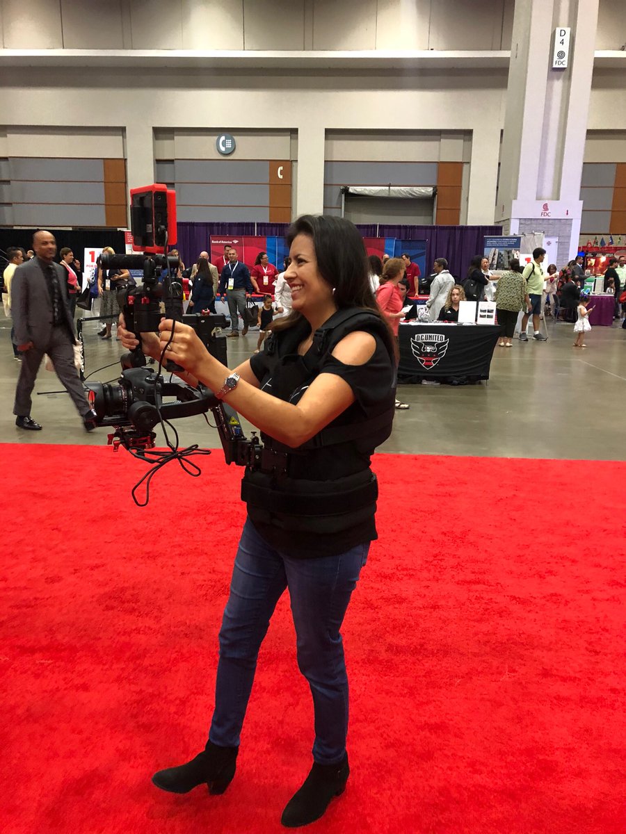 EuphoriaProdLLC's tweet photo. @EuphoriaProdLLC at #UnidosUs2018 #RazaFund Washington DC #EuphoriasCrew https://t.co/qPxIOTlxhr