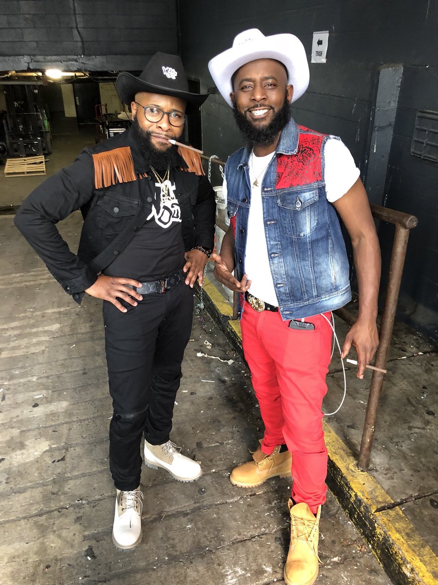 KarlousM's tweet photo. Aye Duck, the 8pm show at the Baltimore Comesy Factory sold out, let’s add another one at 10:30pm. Tickets available https://t.co/Imx4Cp40Rp #quittouchingshit #ChiCode https://t.co/BH1xdLx8t9