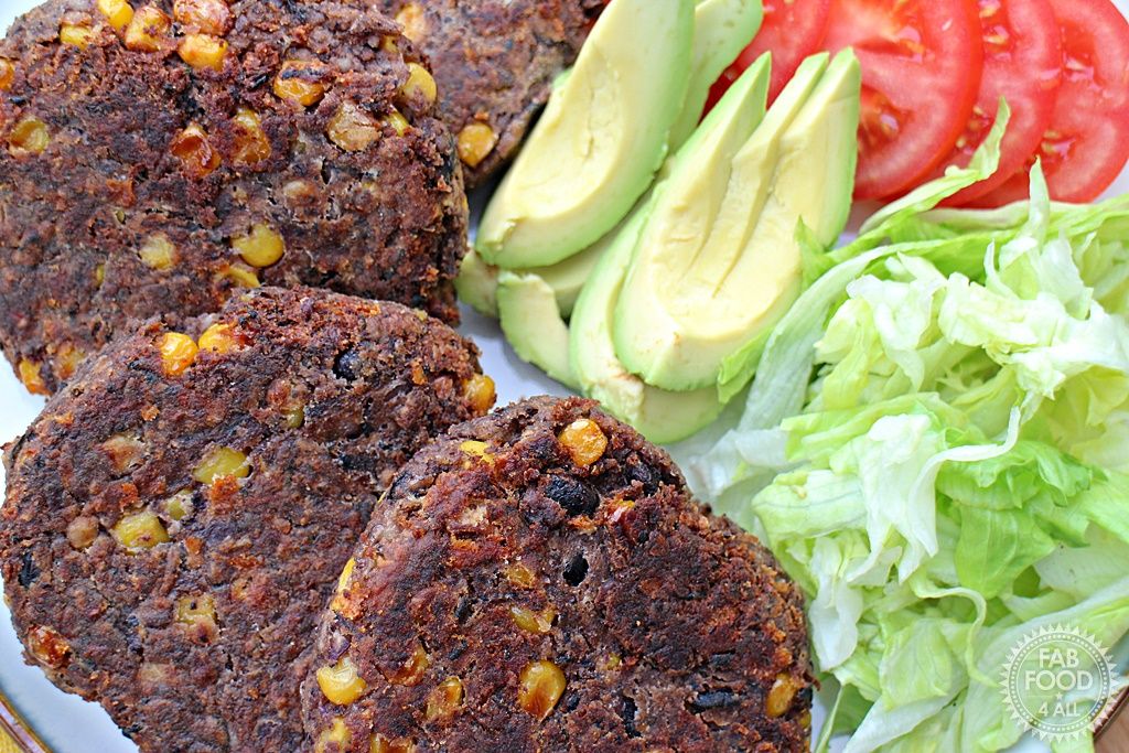 FabFood4All's tweet photo. Spicy Black Turtle Bean Burgers - so good! #meatfreemonday #veggie #vegetarian #87RT #PMHR https://t.co/KrNaWISoHJ https://t.co/02b1vubpqM