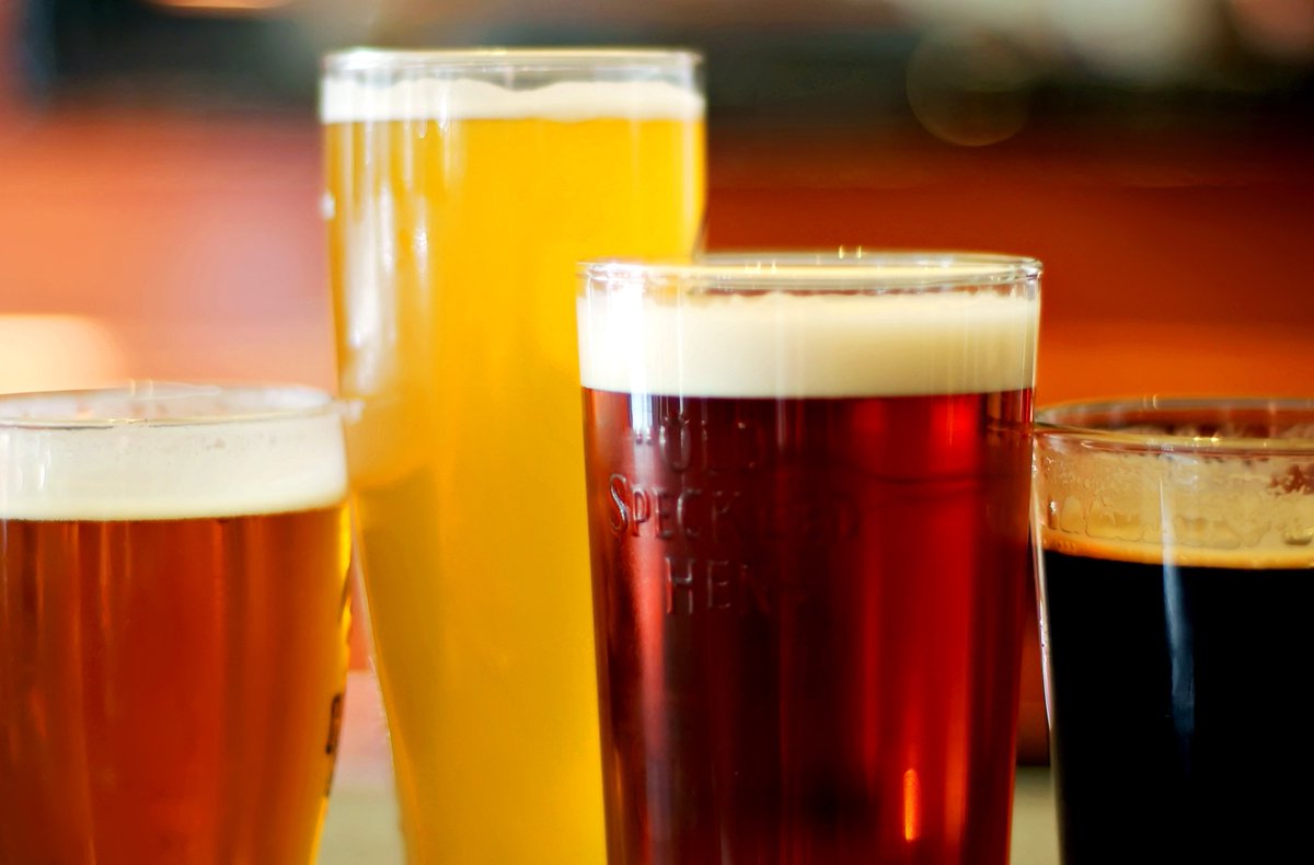 HarrysBarBurger's tweet photo. Long day at the office? Swing by and tell us all about it. Our beer is cold and our sliders always satisfy. Plus, we have something for everyone on draft. https://t.co/qR3HJpiueG