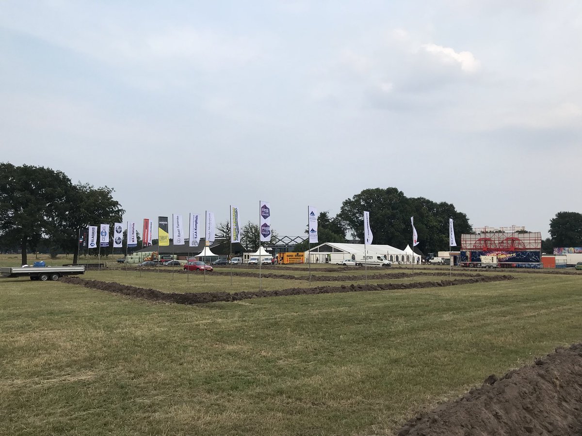 KermixRossum's tweet photo. De baan voor de Overijsselse kampioenschappen zitmaaierrace en Rooje Cross is klaar. Tot toaken weekend💪💪💪 https://t.co/YmCCGXAwvK