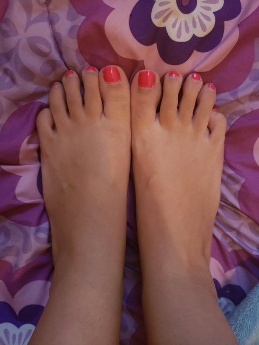 Need to make $200 today. Anybody want pics, videos, skype show ??? https://t.co/nlmjJnOjQz<a href="/tag/mvsales"class="tags"><span>#mvsales</span></a>