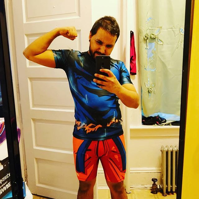 CarlosBattousai's tweet photo. My favorite combo! #JustSaiyanClub #JustSaiyanGear #JustSaiyan #DragonballZ #Dbz #Anime #Manga #Colthing #SportsAparrel #GymGear #Over9000 #Otaku #Selfie #Guyswithpiercings #Goku #UltimateInstinct #Fitness #FuneralToFat https://t.co/X63Wty5Lpr https://t.co/N7hqoLLkFt