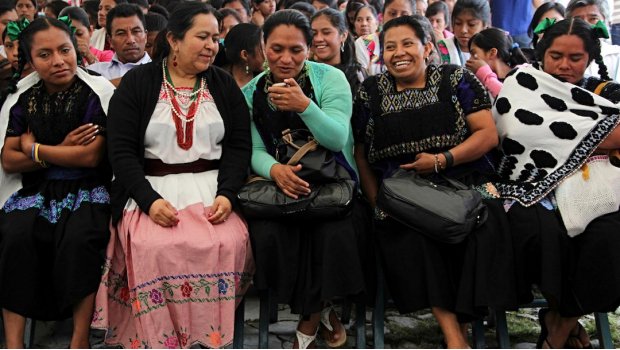 LaSextaVallarta's tweet photo. Programa para el Primer #EncuentroNacionalDeMujeres
convocan #CNI #CIG "En colectivo y con organización de abajo y a la izquierda anticapitalista,  antipatriarcal y apartidista, convocamos a trabajar para este  #EncuentroNacionalDeMujeres"
Territorio Hñañu
https://t.co/5V8zlPv33U https://t.co/ujNYMVb59E