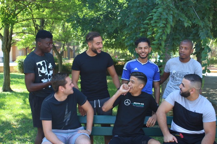 grouardfrancois's tweet photo. Qui a dit que les formations à l'@E2C_Marseille étaient tristes ? 
La prépa #eFibr démontre l'inverse. 
Mise à niveau et employabilité.
De nouvelles choses pour la rentrée ? #surprise !
👉 inscrivez-Vous @E2C_Marseille https://t.co/k5y63n0DxO