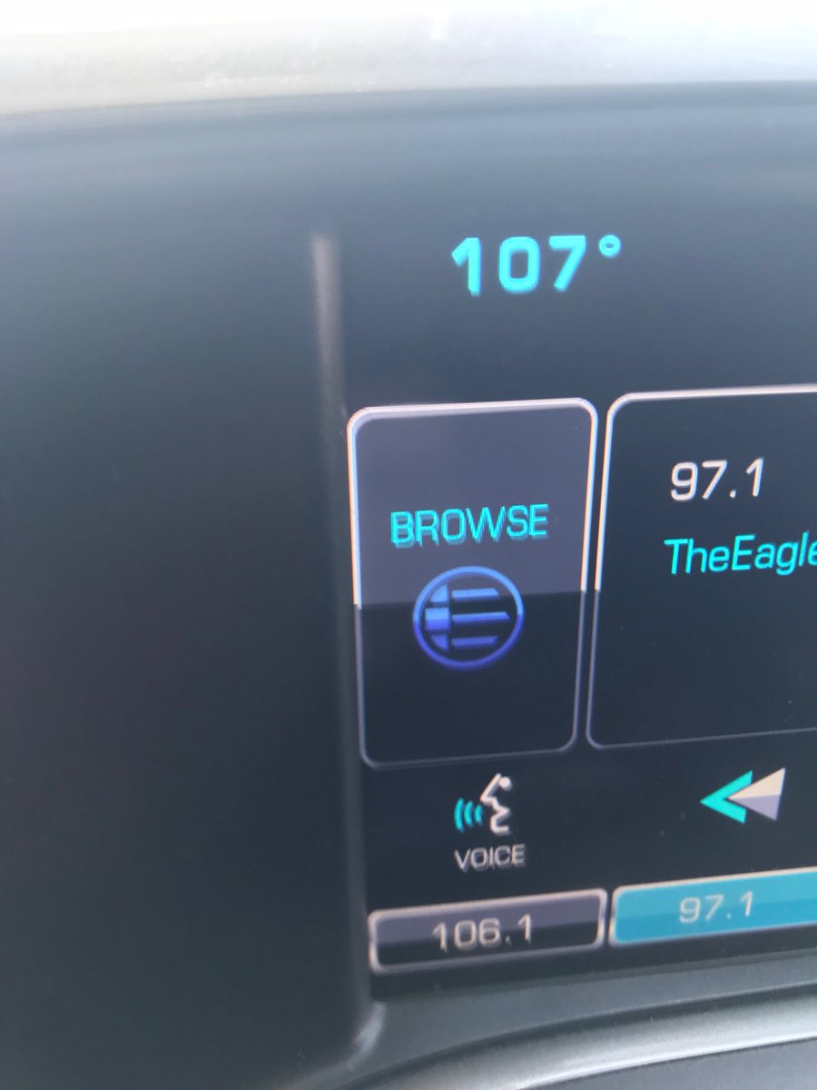 JoeFreddy77's tweet image. The Struggle is Real !! #texasheat #bigmanproblems #bringonfall