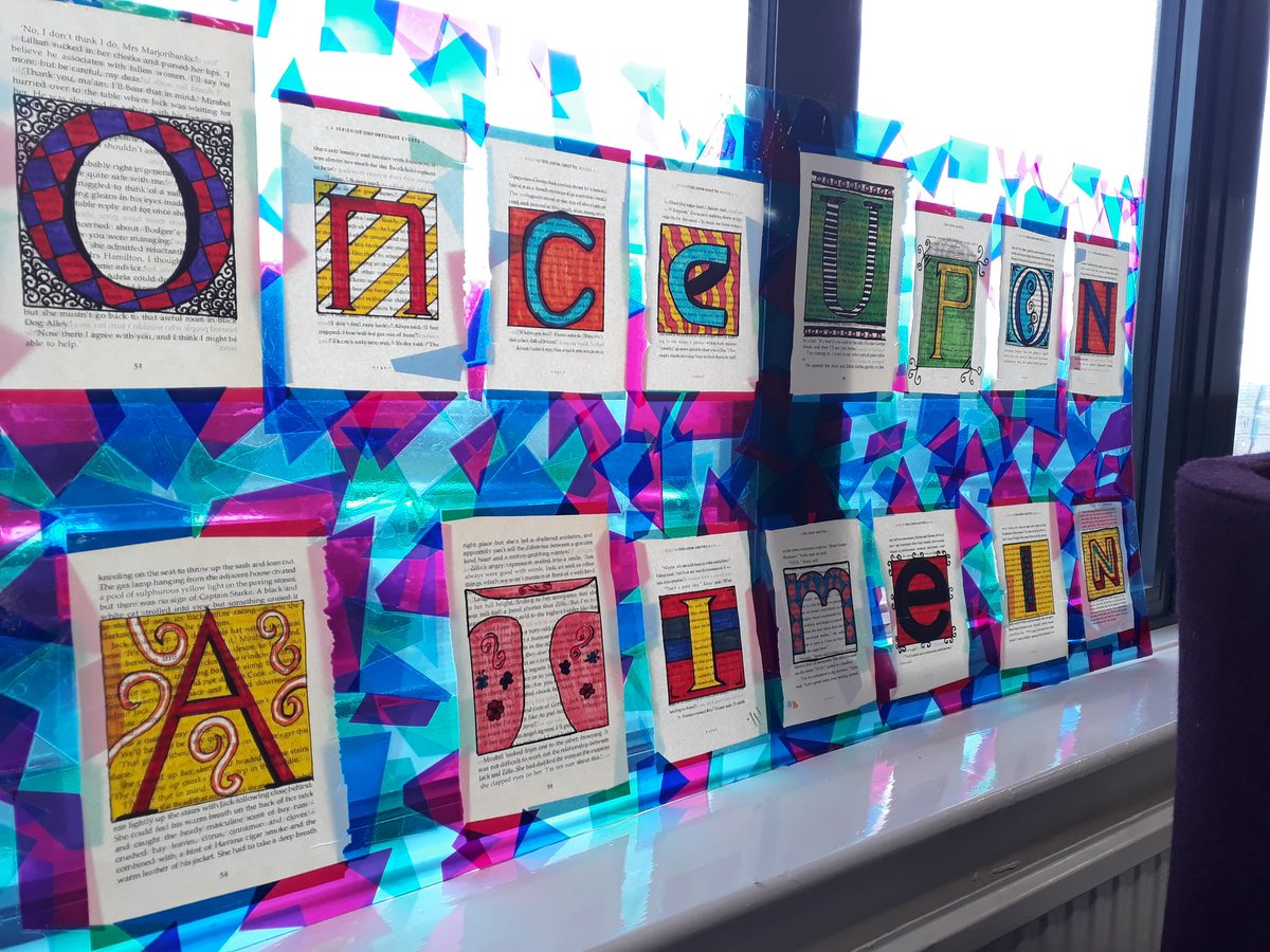 skippko's tweet photo. Public drop in session @ComptonCentre tomorrow 3.30 til 5.30 bath bombs and stained glass! #curiouschapter @leedslibraries @ALMillar https://t.co/rNd2q2ZDqP