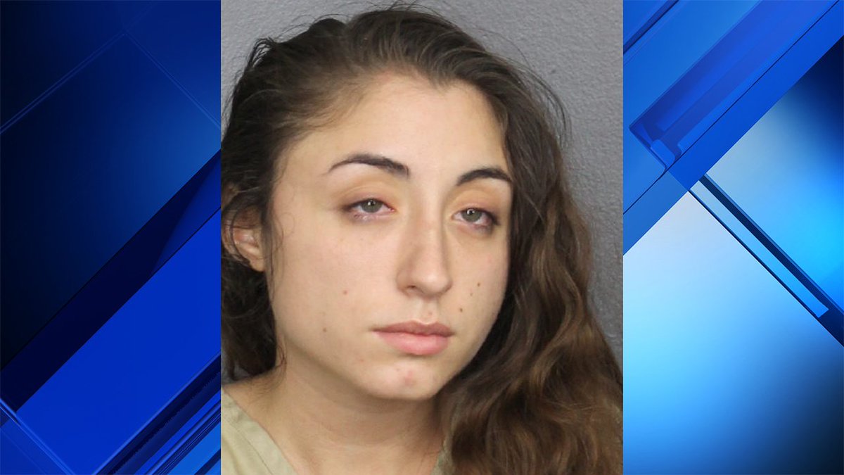 Woman accused of trying to extort man she spotted at South Florida bar of $500 bit.ly/2uOTdyq?utm_so… https://t.co/0nAds6Ae8C