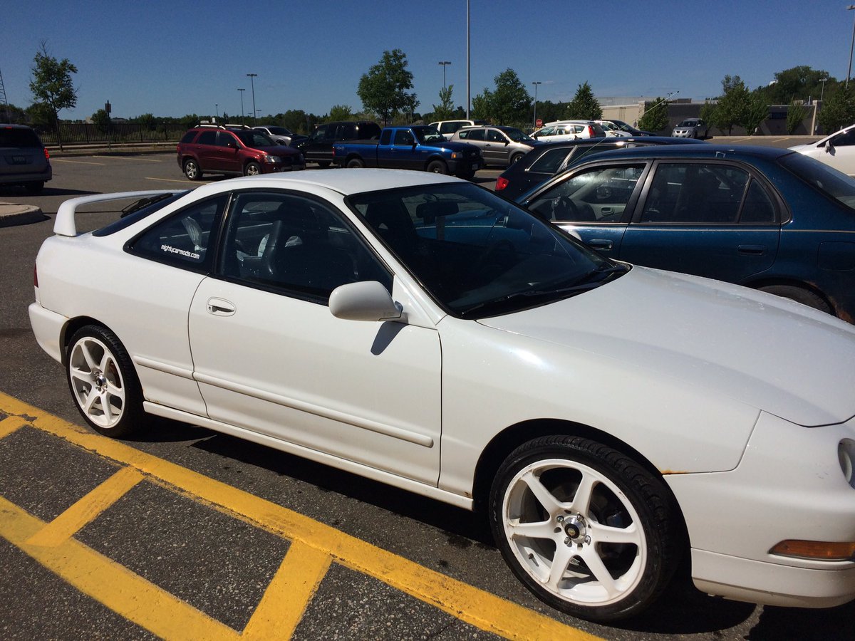 AllDayCarStuff's tweet photo. Got some new Wheels for the Teggy put on! #IntegraProject https://t.co/YFhfdCQyU7