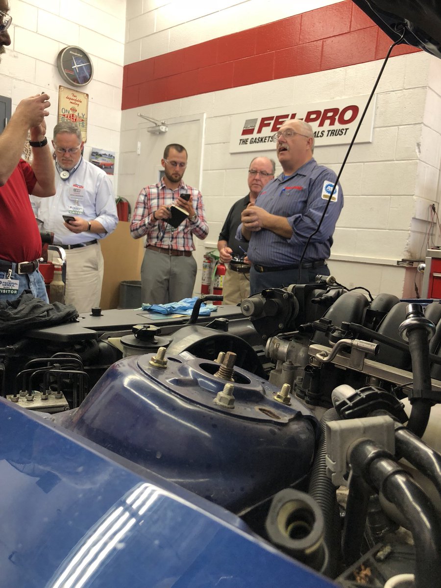 PinnMedia's tweet photo. Touring the Field Test Garage with one of #FelPro's finest, John Gurnig, as we celebrate #100years with @FelProGaskets. John’s been around for more than 30 of those years! #FelPro100 https://t.co/AIMnJeHFPP