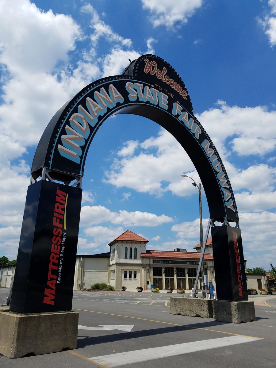 IndyStateFair's tweet photo. Hello, old friend! #fairprep #indystatefair #greatest17daysofsummer https://t.co/5g1KaK0Oov
