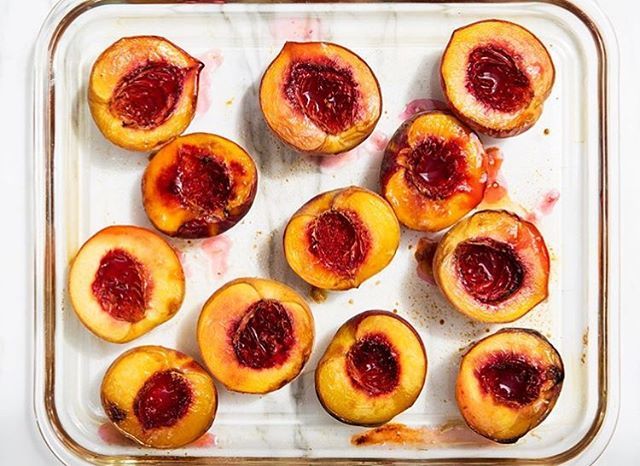 Our recent feed sheds some light on the latest high-tech countertop kitchen appliance from <a href="/bravahome/">ricardomachado</a>, the oven that cooks with visible and infrared light and requires zero preheating! Find it at flavourfeed.com!
.
.
.
#feedfeed #food #foodie #fo… ift.tt/2JChUUi