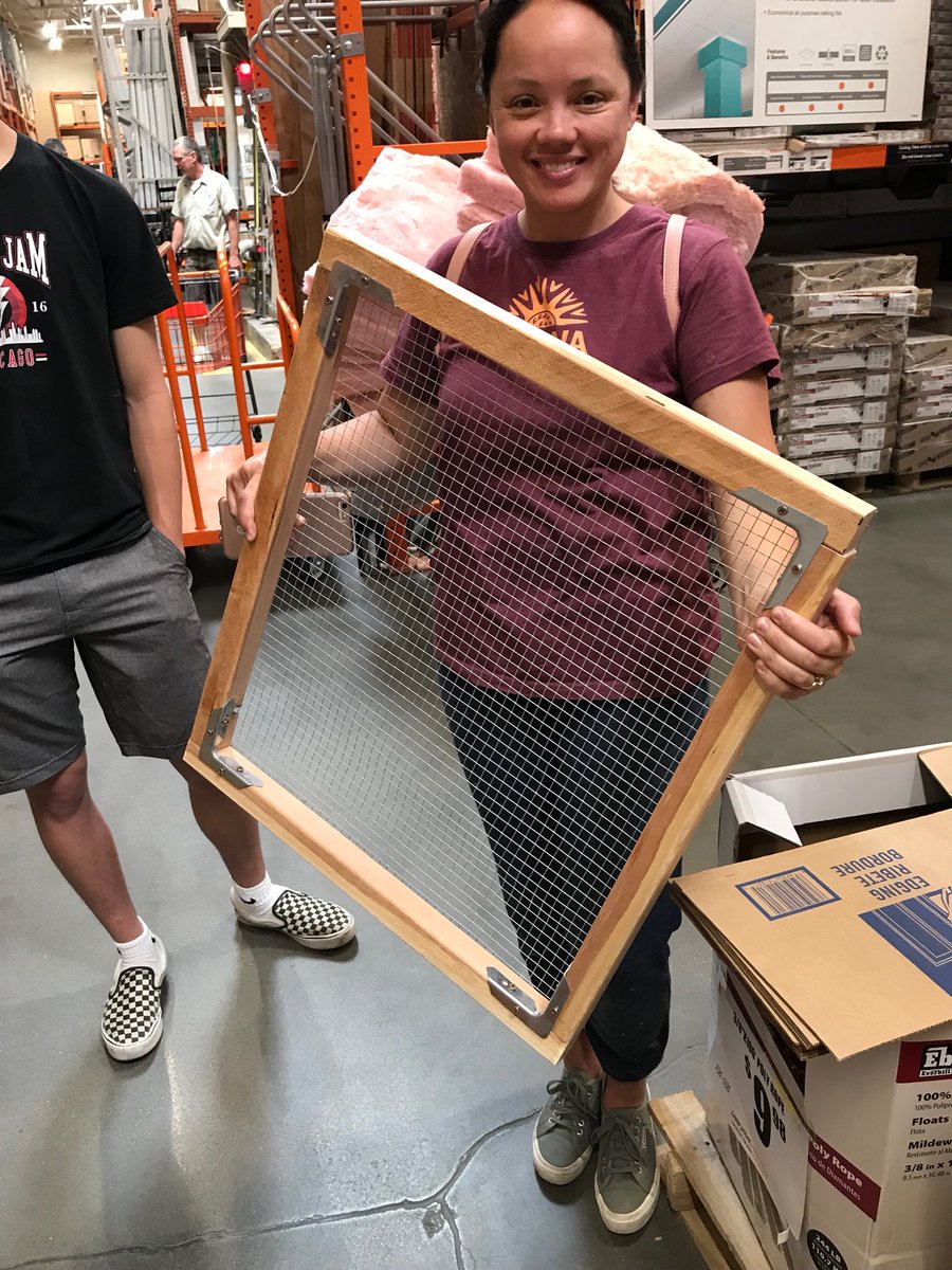 Dan and Steve assisting  a customer by building a tool she couldn’t find. Way to go guys.<a href="/TmorgHD/">Travis Morgan</a> <a href="/Alvarez2Joe/">Joe Alvarez</a> @ScottL_HD @MackD310 <a href="/randleklogan/">Kevin Hiltz</a> @BradSimons3