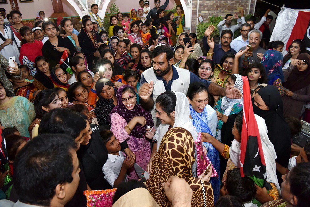 MeerMurtazaLg's tweet image. Choti Bibi @AseefaBZ &amp;amp; Sanam Bhutto attended a gathering of women at Bangal Dero in Larkana.
#NA200 #PS10 #PS11
#VoteForTeer 
#BBkaWaadaNibhanaHai