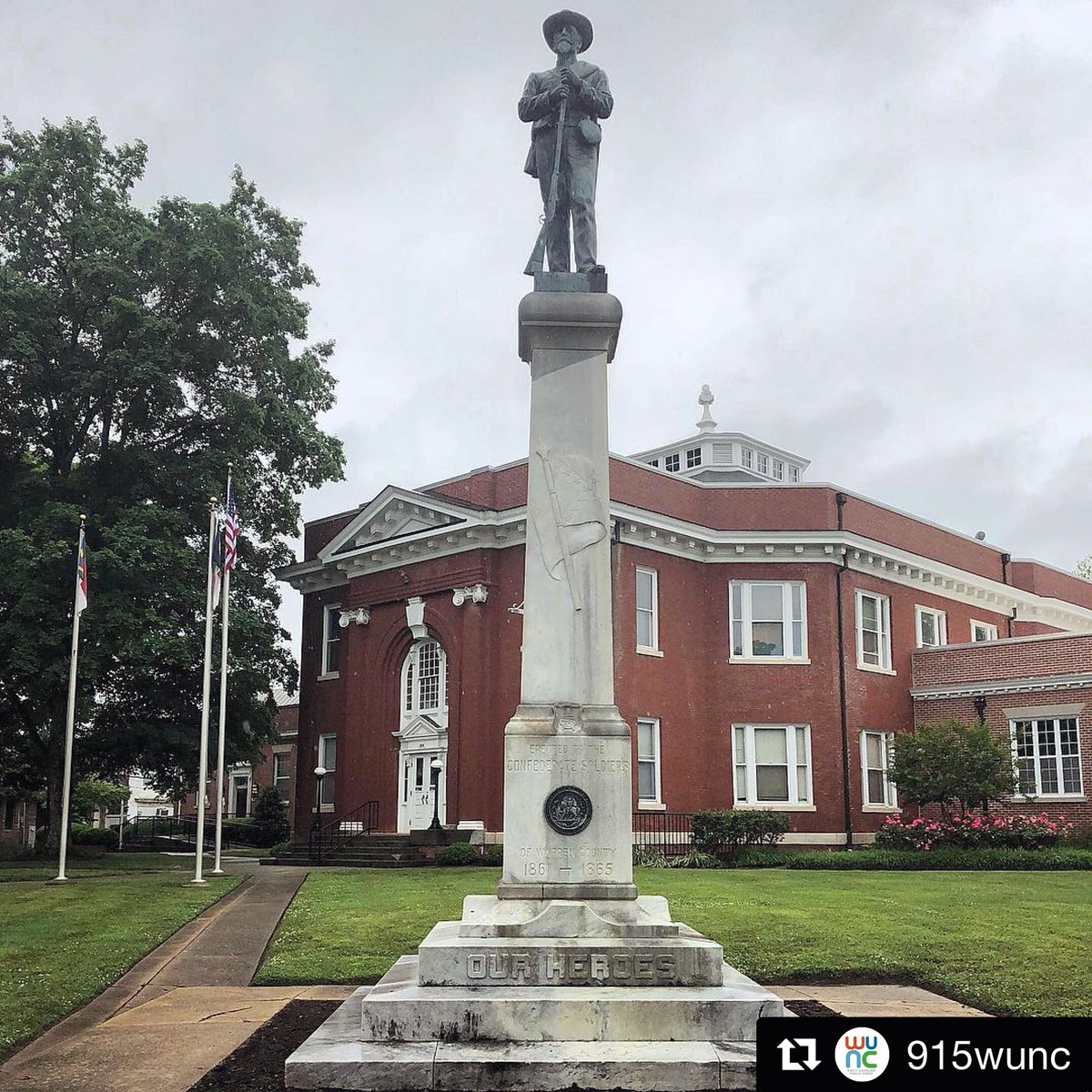 Move_Silent_Sam's tweet photo. Monument Or Marker? How To Remember Those Lynched In North Carolina
Via @LeonedaInge, @WUNC. @EJI_org #IdaBWells #WyattOutlaw #RedRecord
👉 Listen: https://t.co/d2lastpH1b
(This 1913 Confederate statue stands in Warrenton; erected by the United Daughters of the Confederacy.) https://t.co/4vbBCStsCf