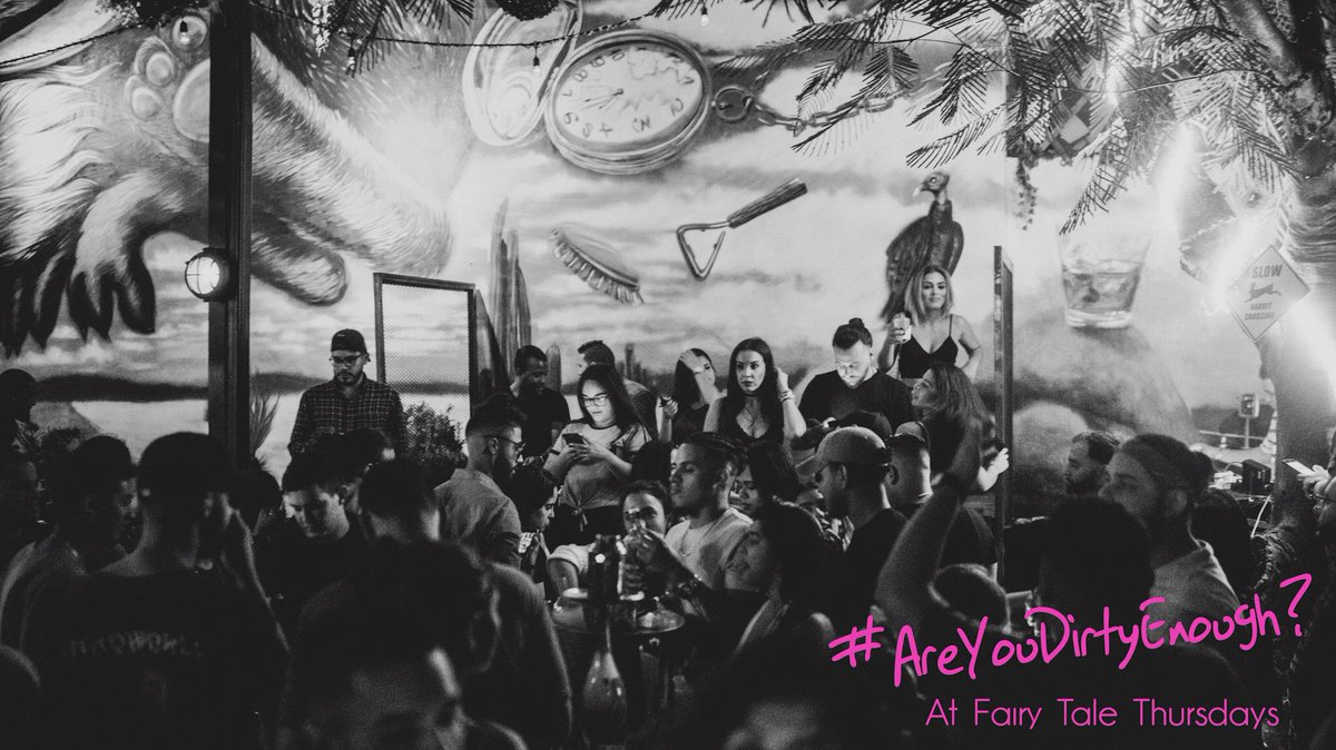 ElevatePresents's tweet photo. #TheDirtyRabbit tonight 🐰 https://t.co/eh8qLIeolj