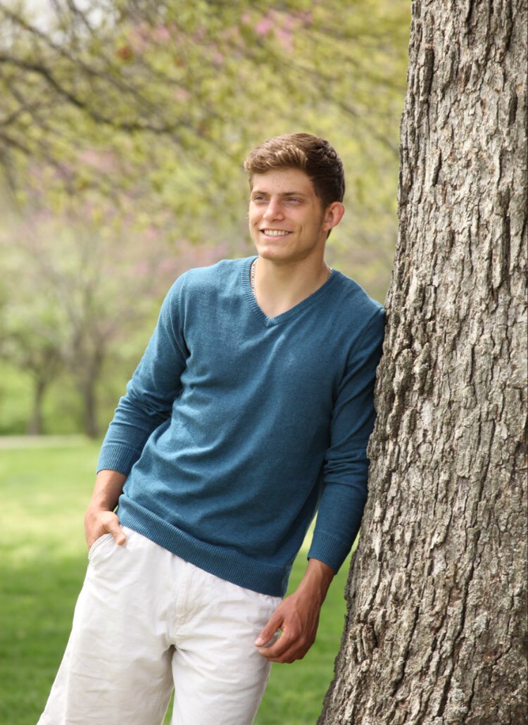 sydamonrolls's tweet photo. a big happy 23rd to my big brother. forever my angel💙 hope you’re livin it up in heaven with endless amount of flaming hot cheetos and nattys🤩 https://t.co/ixhAfsoXVG