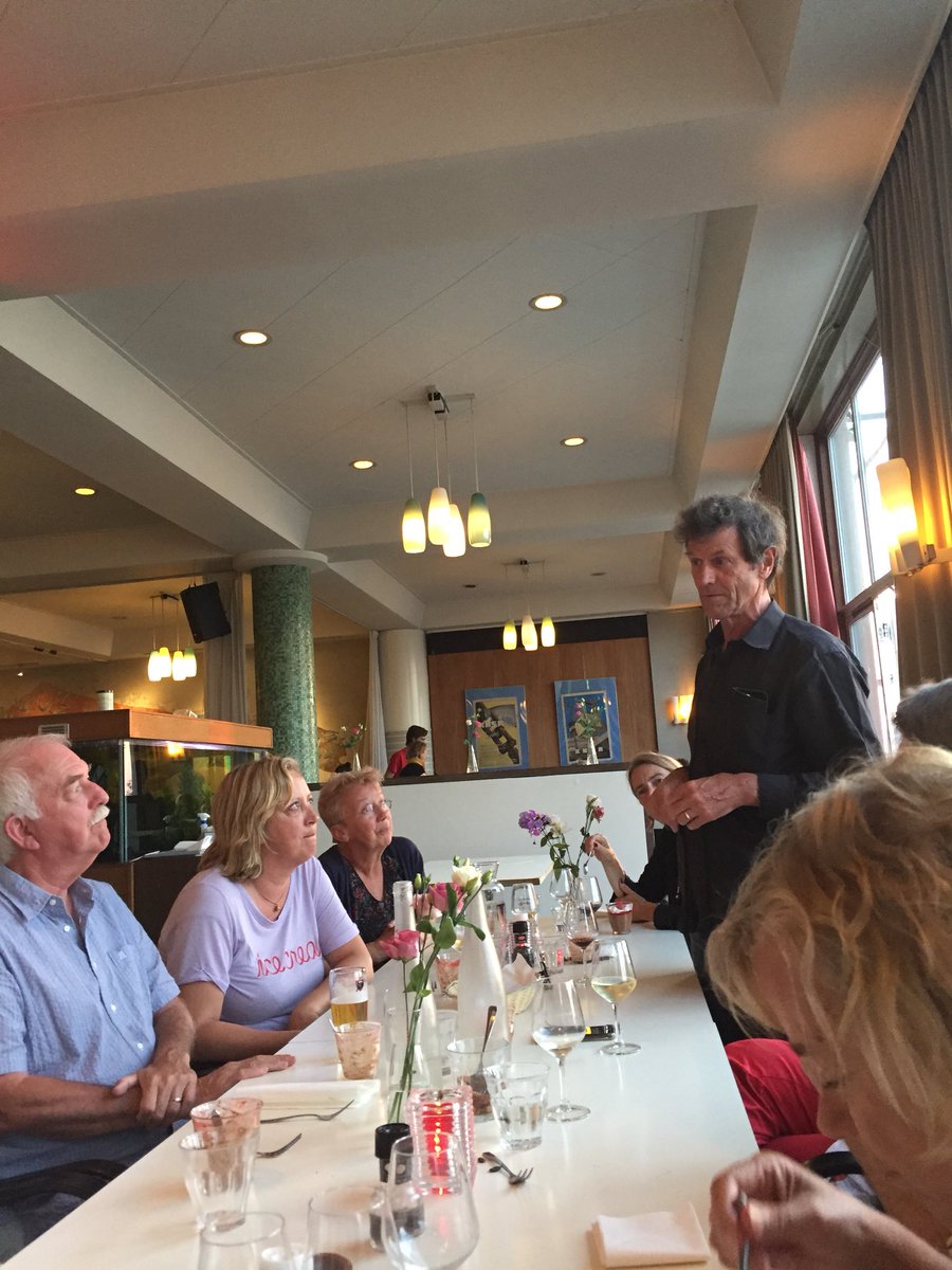 Een bijzondere zomeravond aan de oevers van het IJ in de <a href="/Kompaszaal/">Kompaszaal</a>. Meld je aan voor het volgende diner op 16 augustus via onze website!