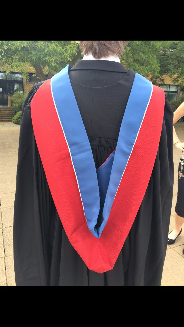 The_Volcano_Guy's tweet photo. Had such a great day graduating @GeologyLeics! This really marks an end of an era, but the start of a new one. #LeicsGrad18 #BlueSci #Graduation #Masters #Geologyrocks #ObligatoryHatThrow https://t.co/M7CkJnTOaF