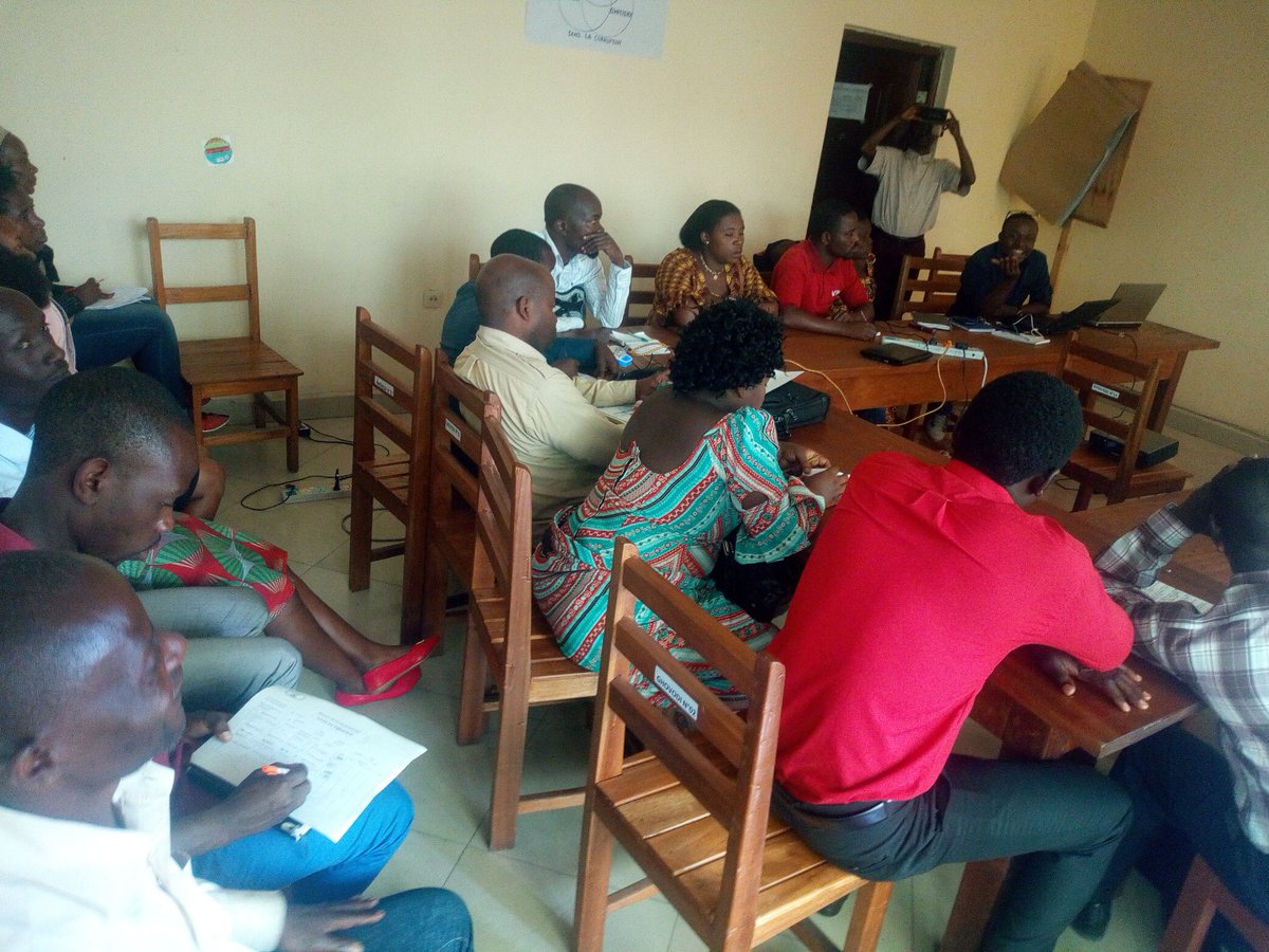 ghovodi's tweet photo. Atelier de restitution de la formation sur l'intégrité aux membres moniteurs communautaires au bureau de GHOVODI Goma, le Jeudi, 28 Juin 2018 https://t.co/N4q7i146gR