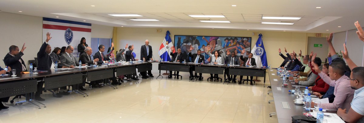 Universidad UASD tweet media