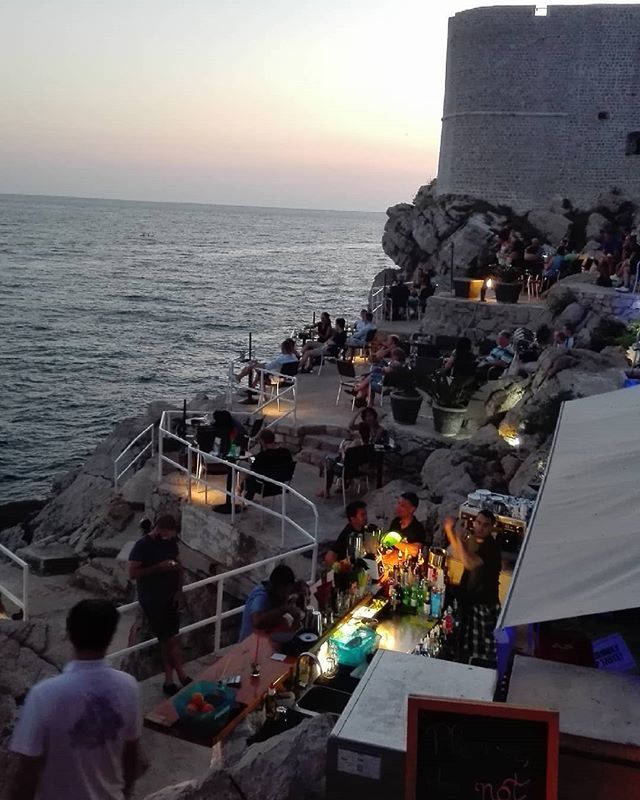 TheGetaways_'s tweet photo. Speechless 
#dubrovnik #aperitivo #holiday #wanderlust https://t.co/hut8LQE36T https://t.co/2fPSI3CcTH
