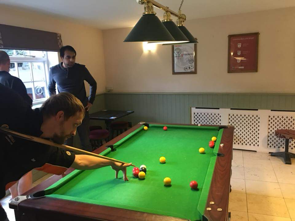 DandGRT's tweet photo. A very relaxed evening played some pool with some great friends, and meeting some new ones for the first time.

We meet every 1st and 3rd Thursday in the Dartford area - want to come and join us at our next event? Get in touch and message us. https://t.co/WT7gMEDJkP