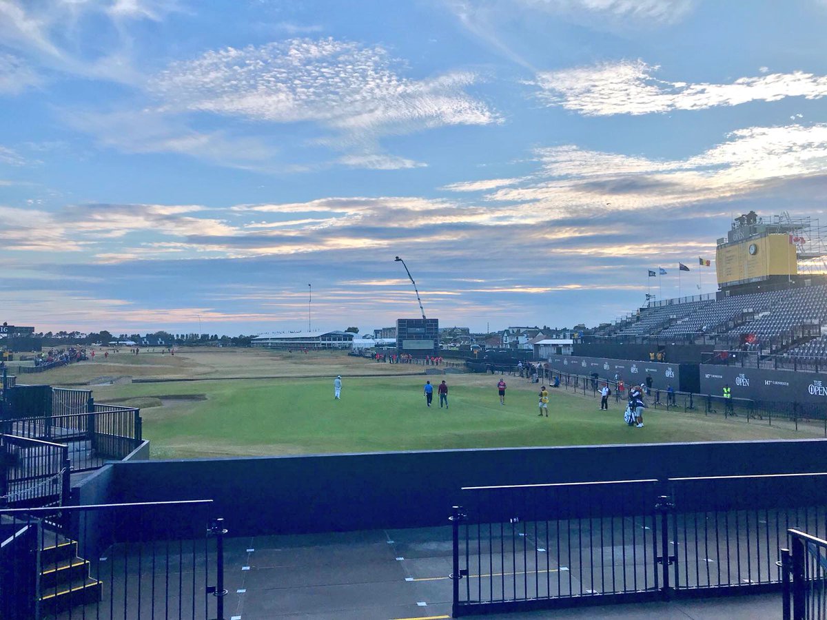 davidleadbetter's tweet photo. Long day at @TheOpen, a few different names on the first page of the leaderboard but set up for a great day tomorrow. Rain is in the forecast so anything could happen. #TheOpen https://t.co/skrc96LGYT