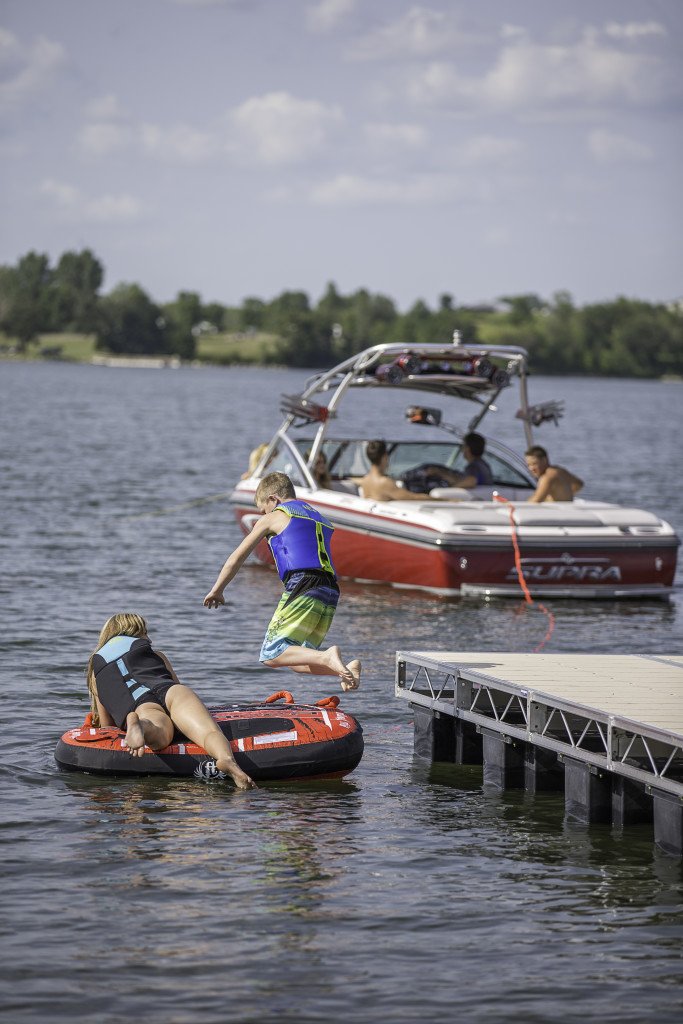 ShoreMaster's tweet photo. The lakes and waterways can get very busy in the Summer months. Keep a look out of other boats, swimmers, tubers, skiers, and more. Keep you speed reasonable and always prac... #shoremaster #shoreline #docks #lifts #docksandlifts #boatlift #boatdock #boating #summer2018 #lakelife https://t.co/qfEBxNKNzw