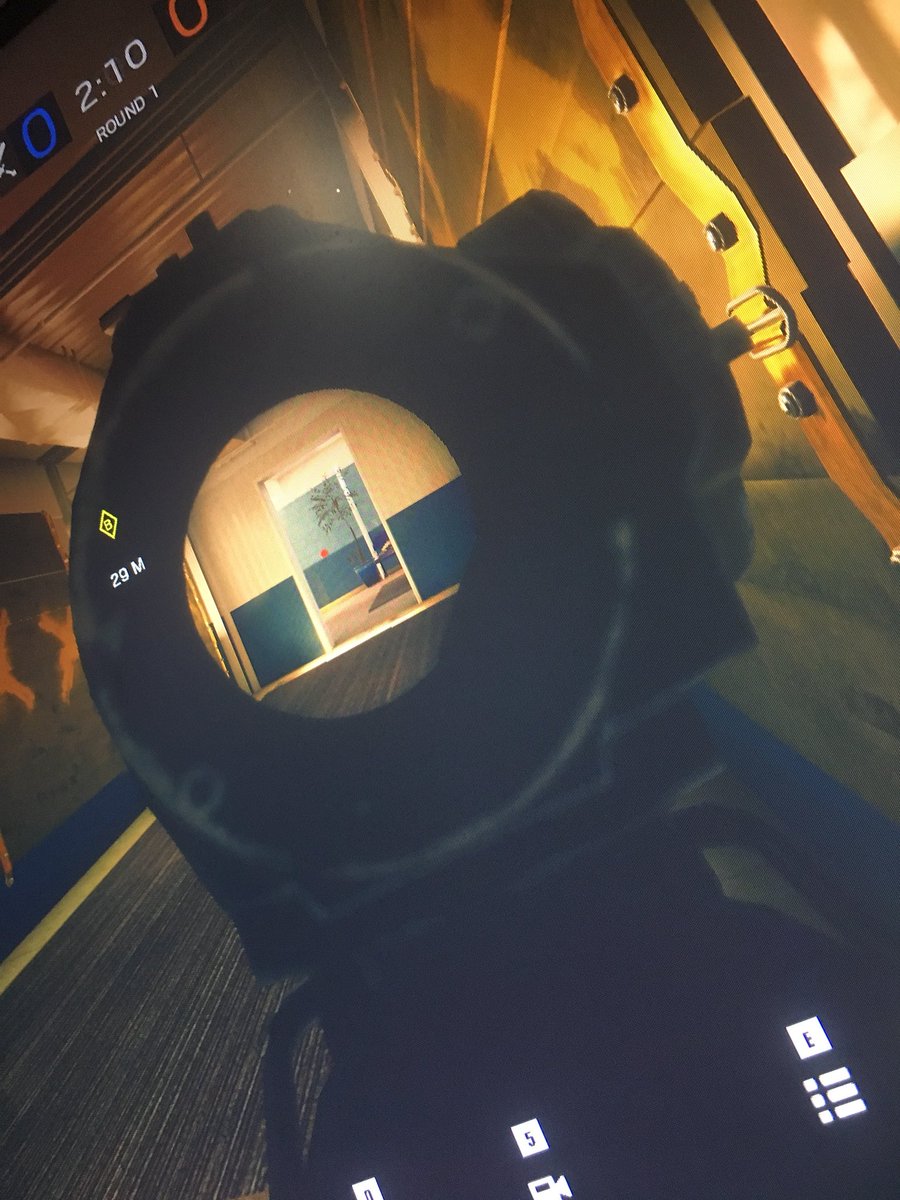 MrParty9's tweet photo. Yooooo I’m live rn playing my #RainbowSixSiege #twitch #gaming #bestatthegame #ProLevel https://t.co/kNt3aL6YOI https://t.co/yr85skpXb6