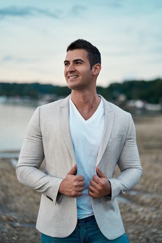 Cowboys4angels's tweet photo. Making plans for this weekend? Don’t forget to make Colin your #plusone! #brunchdates 🥂 #brunchislife 🍴#hamptonslife #hamptonslifestyle #hamptonsummer https://t.co/E2klyLvJJv https://t.co/EoaZuo352L