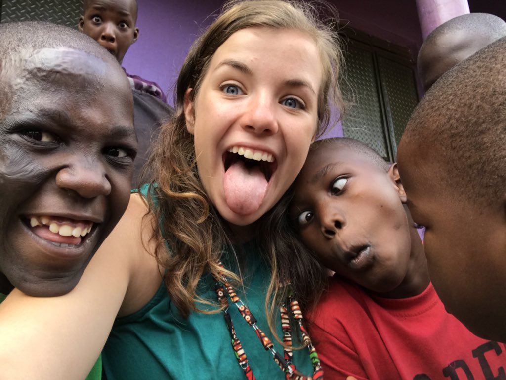 mallory ☼💛 tweet media