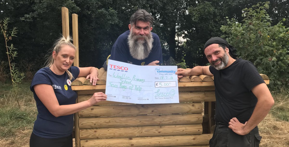 therealgerald73's tweet photo. We had an amazing afternoon in the woodland school at @WoodloesPrimary @WoodloesSchool to hand over a cheque for £5000 from @tesco #bagsofhelp supported by @GWWM @Tesco_Midlands @TescoWshire https://t.co/vnWCCs7FYp